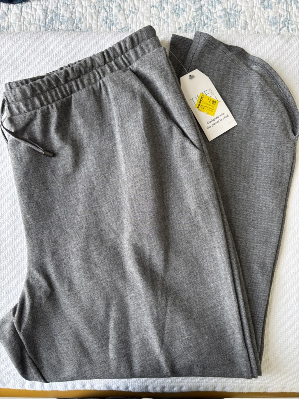 Time and Tru Womens Charcoal Gray Jogger Sweatpants